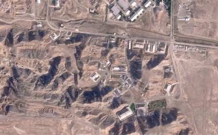 New intelligence suggests Israel is preparing possible strike on Iranian nuclear facilities, US officials say