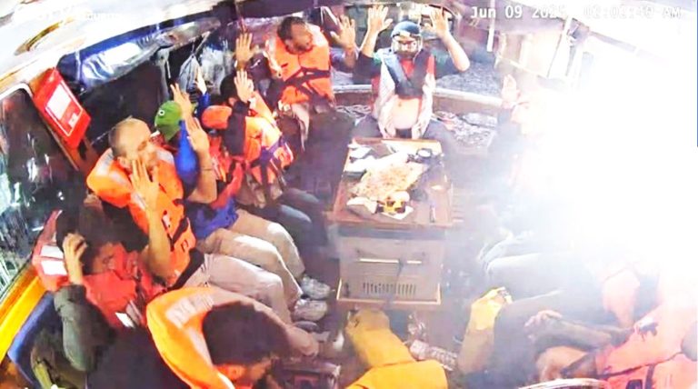 Israeli forces kidnap volunteers on Gaza-bound ship Madleen: Freedom Flotilla Coalition