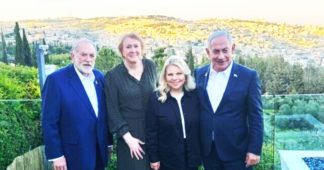 Report: Mike Huckabee Working To Keep Netanyahu in Power