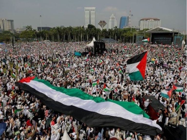 Pro-Palestinian protesters march in Jakarta against Israeli attacks on Gaza
