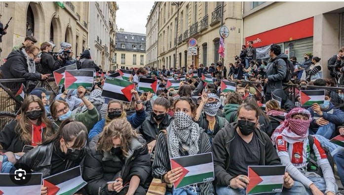 Droit de réponse – Loi liberticide et positionnement du PS face à la mobilisation universitaire