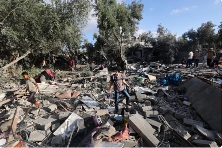 Children collecting water among 59 Palestinians killed by Israel in Gaza