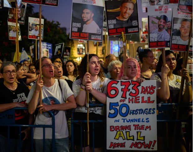 Thousands in Tel Aviv protest against Netanyahu’s plan to escalate Gaza war