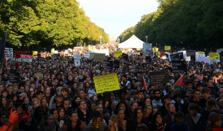 Tens of thousands rally in Berlin against German support for Israel
