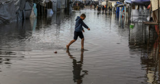First major winter rains pummel Gaza and destroy makeshift shelters First major winter rains pummel Gaza and destroy makeshift shelters