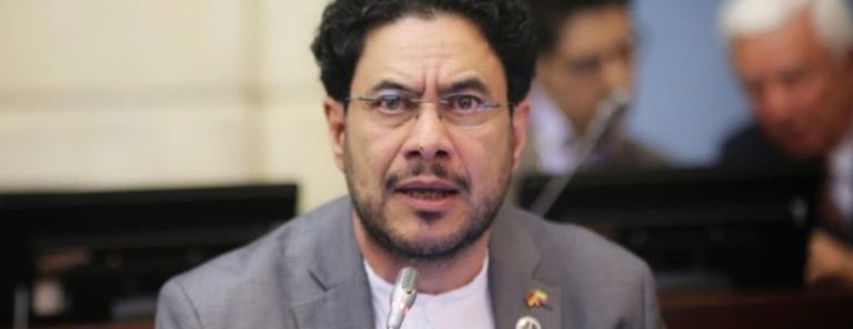 Left-Wing Candidate Iván Cepeda Leads Polls Ahead of Presidential Elections in Colombia
