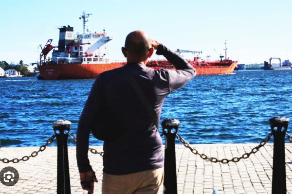 Russian ambassador says Moscow to continue supplying oil to Cuba