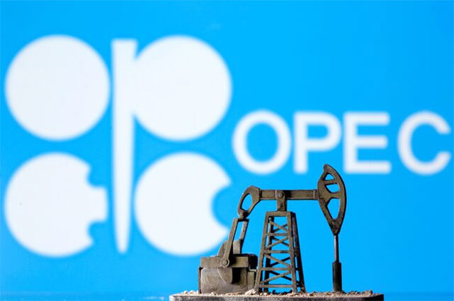 After OPEC, UAE considers leaving GCC, Arab League
