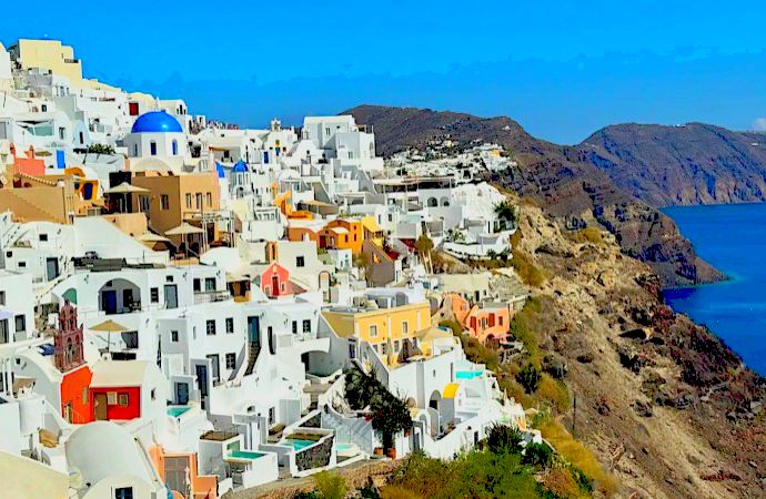 Greece’s Spatial Planning Framework for Tourism Ignites Debate Across the Aegean