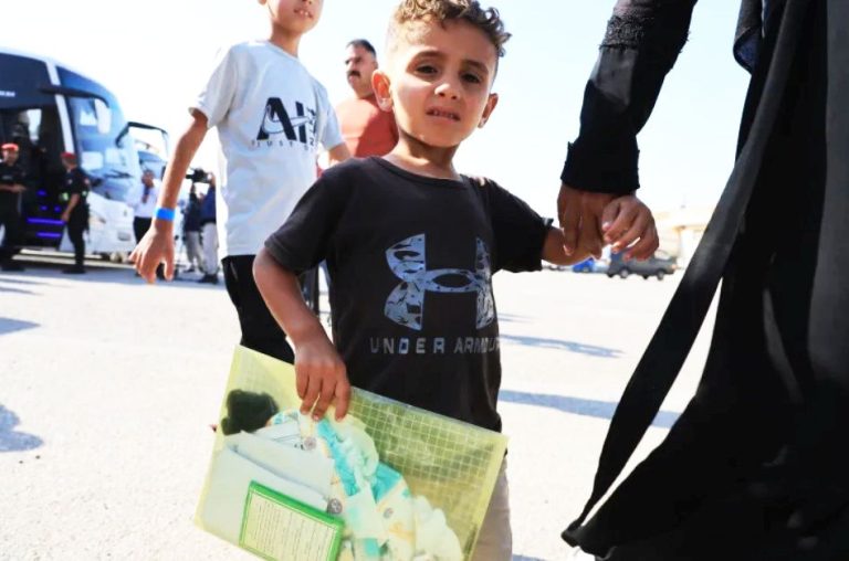 US lawmakers press Israel to let cancer patients out of Gaza for treatment