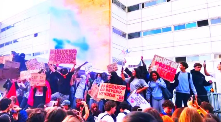 Blocus : le réveil des lycéens